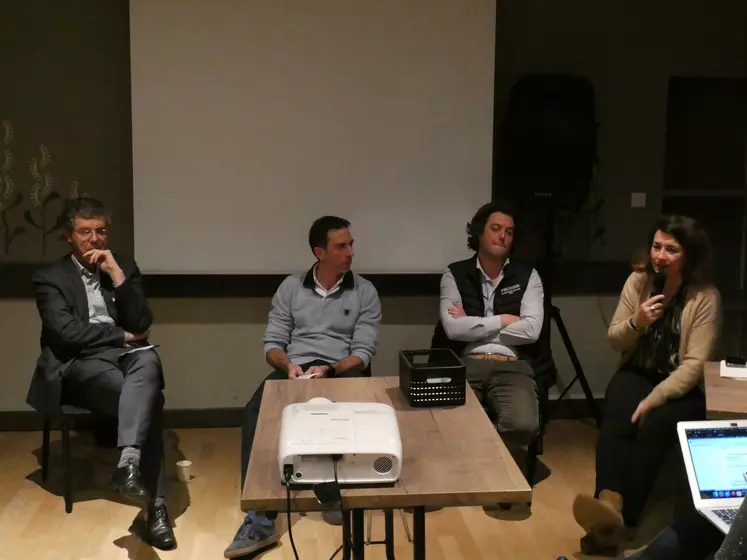  Sur les photos, on a de gauche à droite (tous cités dans l'article) :    Jean-François Potier (Eurial) Vincent Forestier (Brioche Pasquier) Théophile Prunier (Maison Prunier) Pascale Guiffant (Open Lande)