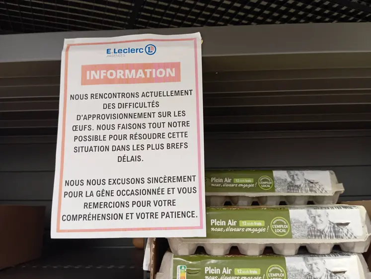affichette d'infomation en supermarché au rayon des oeufs