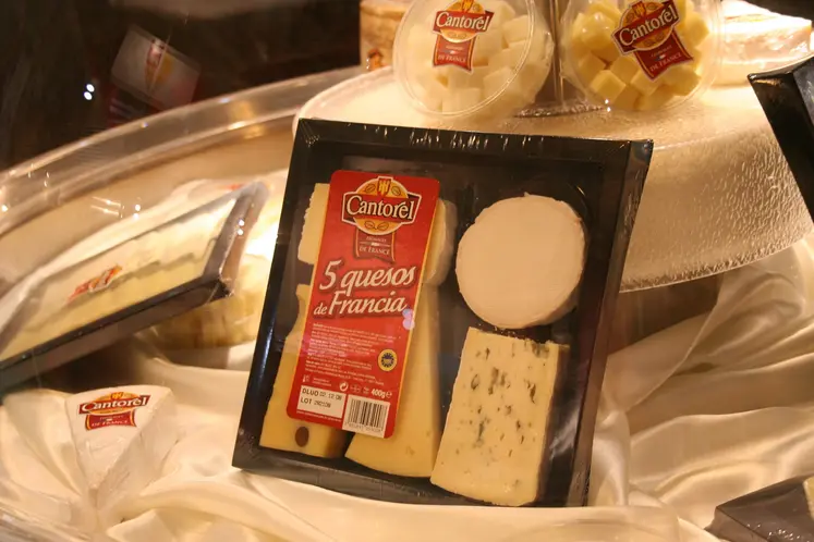 Plateau de fromage emballé