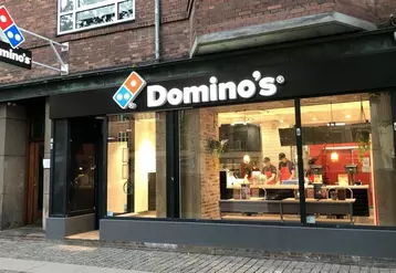 devanture Domino's Pizza 