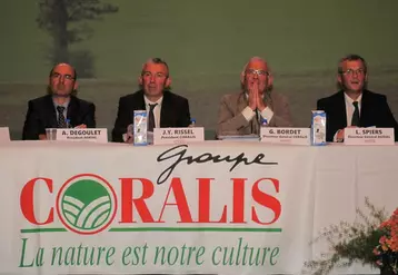 « Nous allons accompagner les éleveurs pour les aider à aller vers la culture et l'organisation Agrial » a précisé Jean-Yves Ryssel.