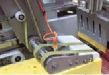 Le chrome participe à la formation
de la couche protectrice, ou film
passif, qui couvre la surface de l’acier
inoxydable de manière à empêcher
les phénomènes de corrosion et
de migration d’éléments métalliques
vers les aliments.