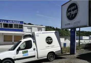 La Laiterie Les Fayes a
adopté une nouvelle identité
visuelle qui fait référence à
la porcelaine de Limoges. Un
atelier culinaire et un magasin
de vente vont bientôt ouvrir.