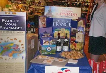 Cette campagne triennale, confiée à une agence américaine, Swardlick, est gérée par The Cheeses of France Marketing Council créé par les financeurs : le Cniel et l'Office de l'élevage