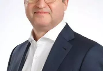 Yves Legros, directeur général
de Candia, a pris la présidence 
de Syndilait.