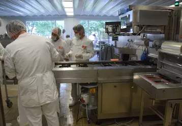 La cuisine centrale ne dispose plus que de 40% de ses effectifs. © Y. B.