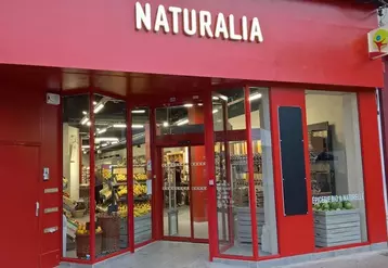 Naturalia va progressivement adapter son concept de "Marché bio" à ses magasins urbains. Huit magasins devraient ouvrir cette année sur ce format. © DR