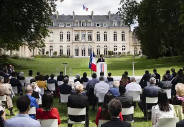 Emmanuel Macron a jugé le projet de la Convention citoyenne « cohérent ». © Élysée