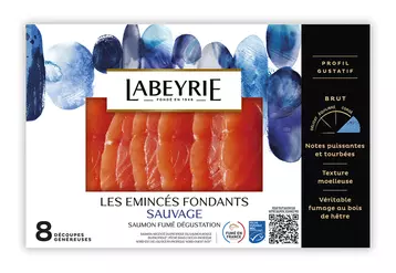Les émincés fondants de saumon sauvage Labeyrie sont de pêche durable et un code QR renvoie à plus d'informations. © LFF