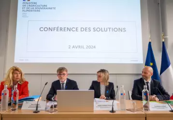 Les quatre ministres présents lors de la conférence des solutions le 2 avril
