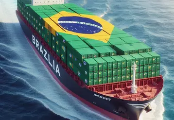 A cargo ship loaded with refrigerated containers labeled 'Brazilian beef' sails across the ocean, with the Brazilian flag on the ship.