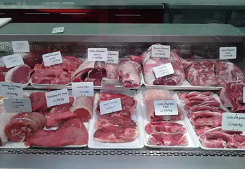 étal d'une boucherie artisanale