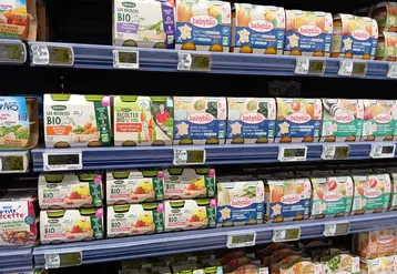 petits pots bébé en supermarché