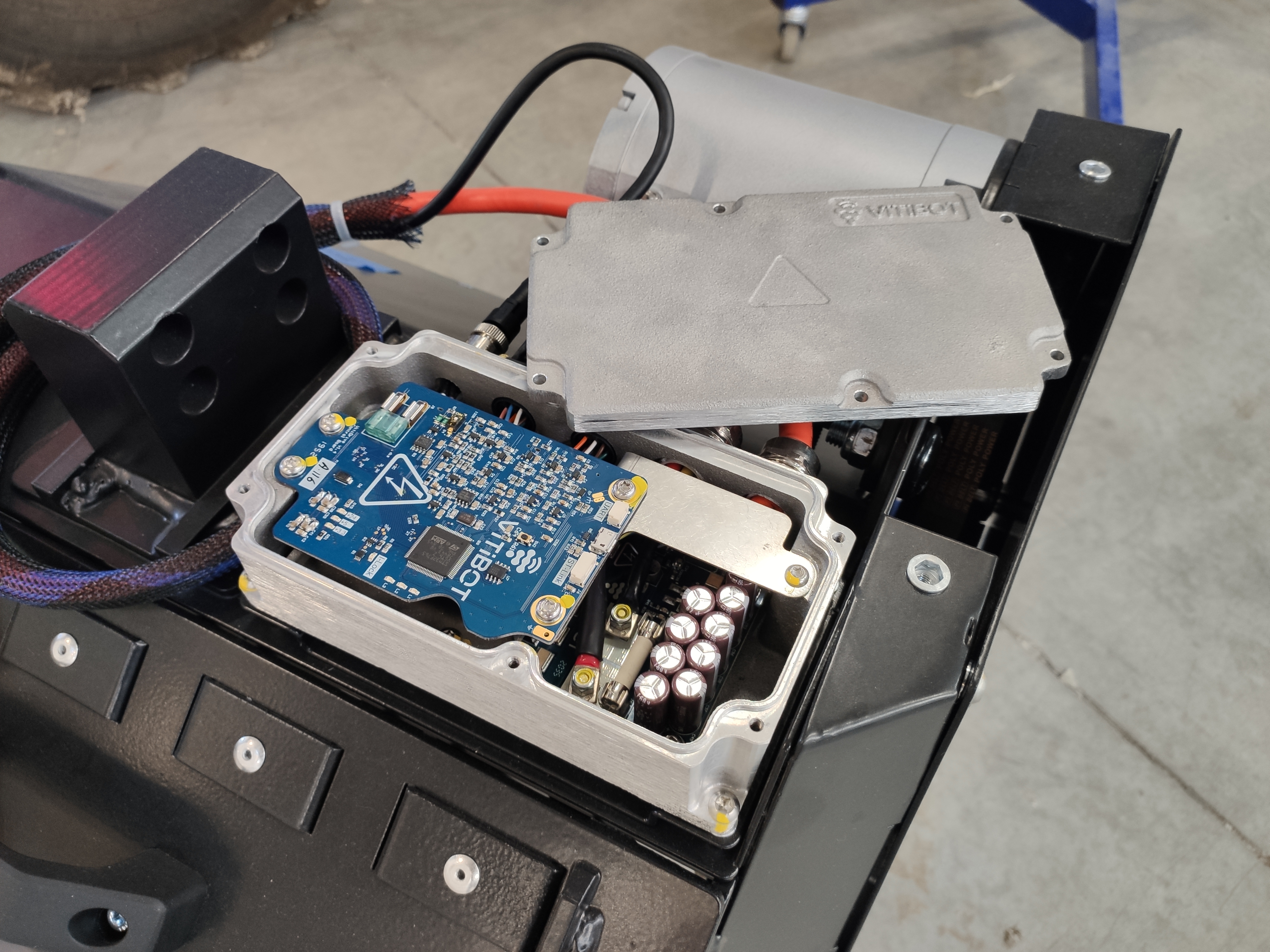 RMA2101_NOUV_SIMA_NOMINES_vitibot_vitidrive.jpg