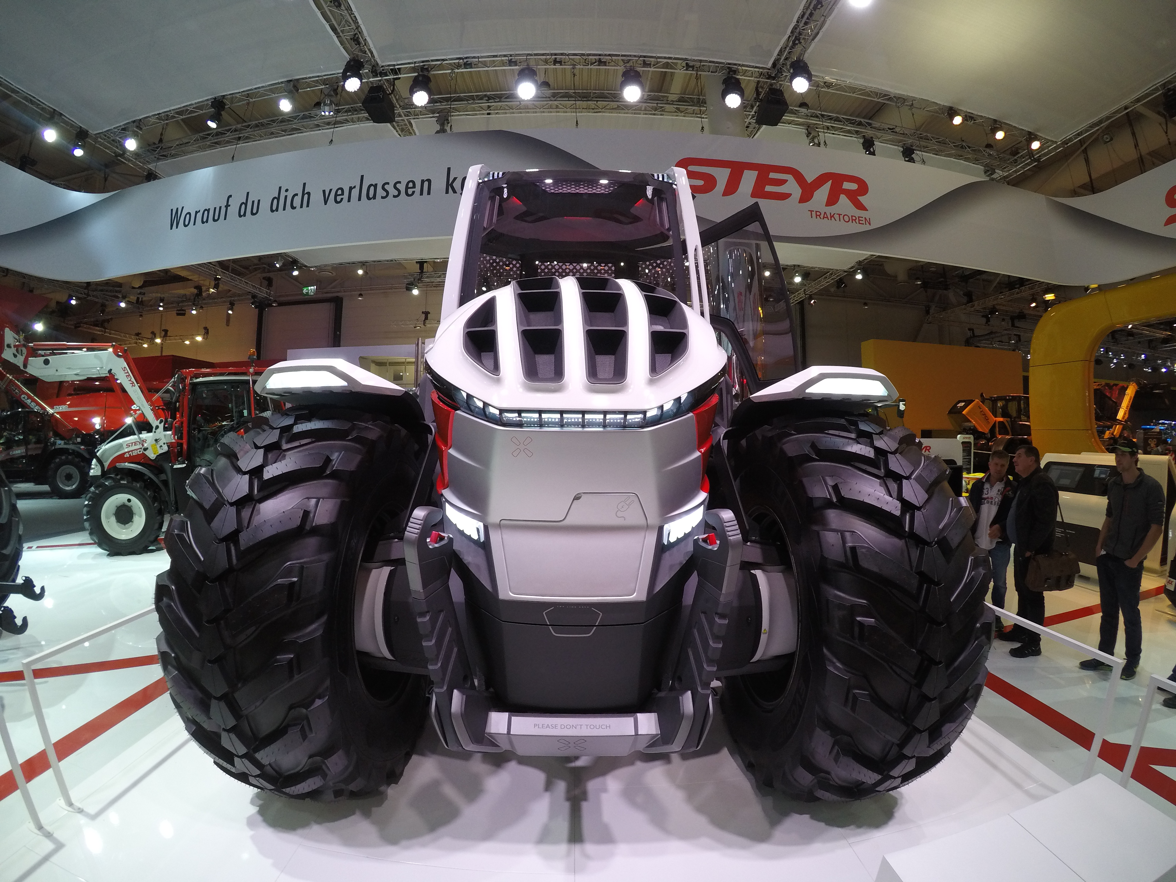 Tracteurs «Plus» et «Hybrid» chez Steyr