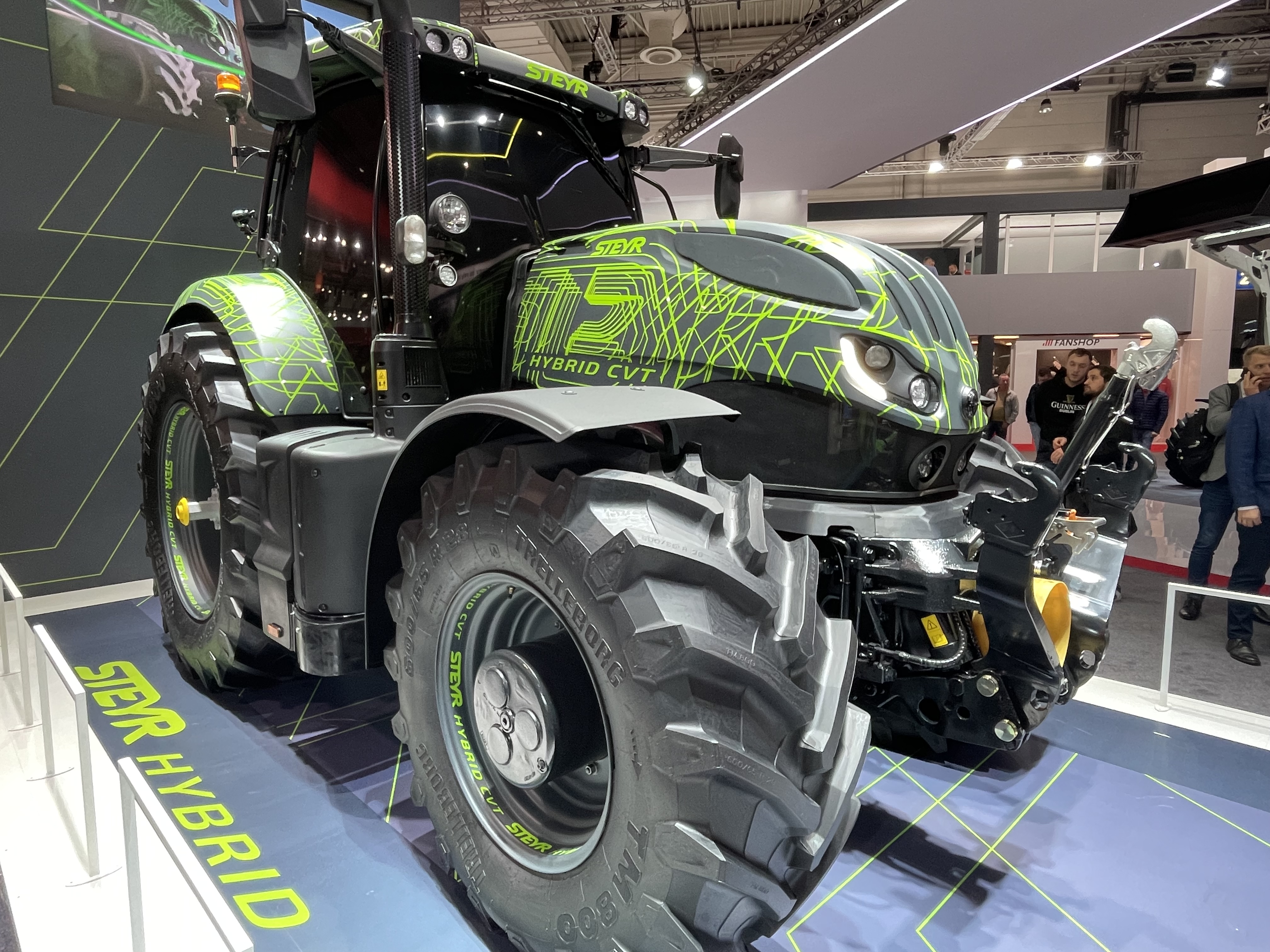 Steyr - Un tracteur hybride diesel-électrique