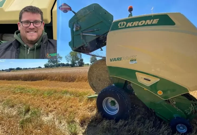 Maxime Lemasquerier, agriculteur dans le Calvados, devant une presse Krone Varipack V 165