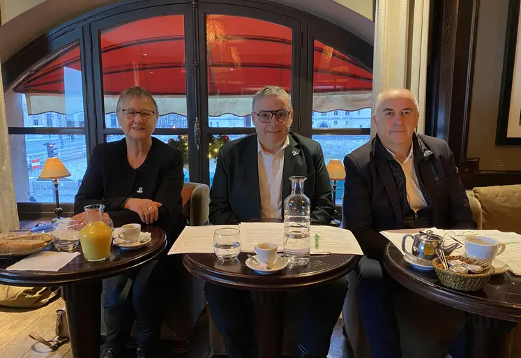 Martine Perin, secrétaire général, Philippe Largeau, président et Frédéric Jan, vice-président délégué de la FNEDT.  