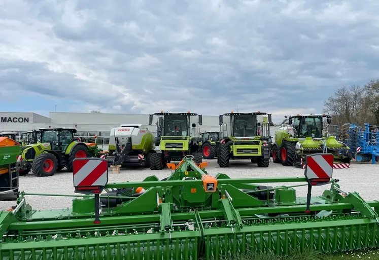 <em class="placeholder">Concession Claas Mâcon avec Moissonneuse-batteuse Claas et herse rotative Amazone</em>