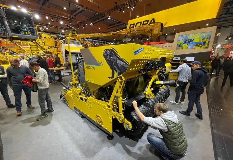 <em class="placeholder">Planteuse de pommes de terre Ropa Leguan au salon Agritechnica 2025</em>