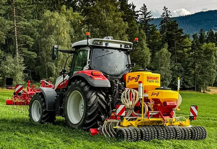 <em class="placeholder">Appareil de sursemis APV GK 300 S Grassland Combi</em>