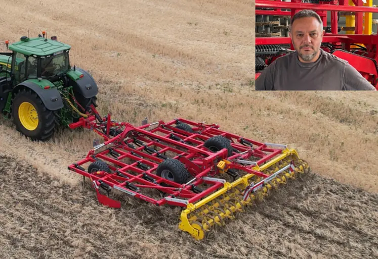 <em class="placeholder">Scalpeur à dents Pöttinger Plano VT 6060 avec tracteur John Deere 6R 195 et Mathieu Ondet, agriculteur essayeur </em>