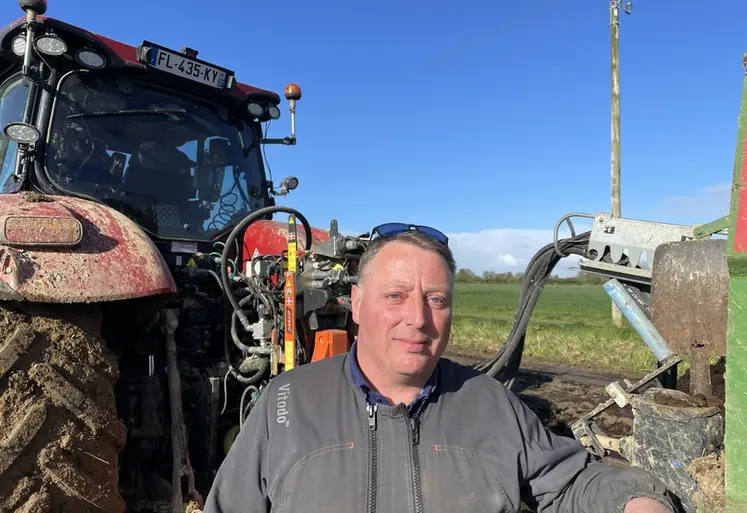 <em class="placeholder">Edouard Milliard, entrepreneur de travaux agricoles (ETA) à Ecardenville-la-Campagne, dans l’Eure. </em>
