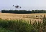 <em class="placeholder">Drone réalisant du semis de couvert sur céréales.</em>