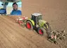 <em class="placeholder">Charly Scramuccia et tracteur Claas Axion 810 équipé du système de guidage automatique FJDynamics au semis de maïs en combiné </em>
