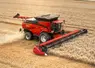 <em class="placeholder">Moissonneuse-batteuse Case IH Axial Flow AF9 et barre de coupe VariCut G500V</em>