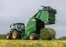 <em class="placeholder">Tracteur John Deere et presse à balles rondes à chambre variable V462M </em>