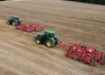 <em class="placeholder">Déchaumeur à dents scalpeur Kuhn Highlander et tracteur John Deere</em>