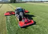 <em class="placeholder">Groupe de fauche triple Kverneland avec tracteur Valtra</em>