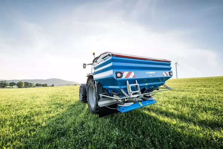 Sulky Lemken accord épandeur d'engrais Réussir machinisme