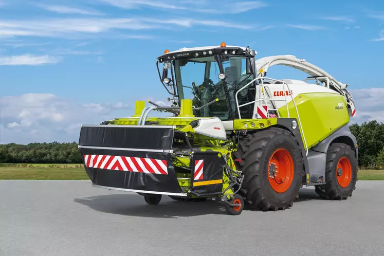 Claas bec ensileuse Orbis 900 Réussir Machinisme