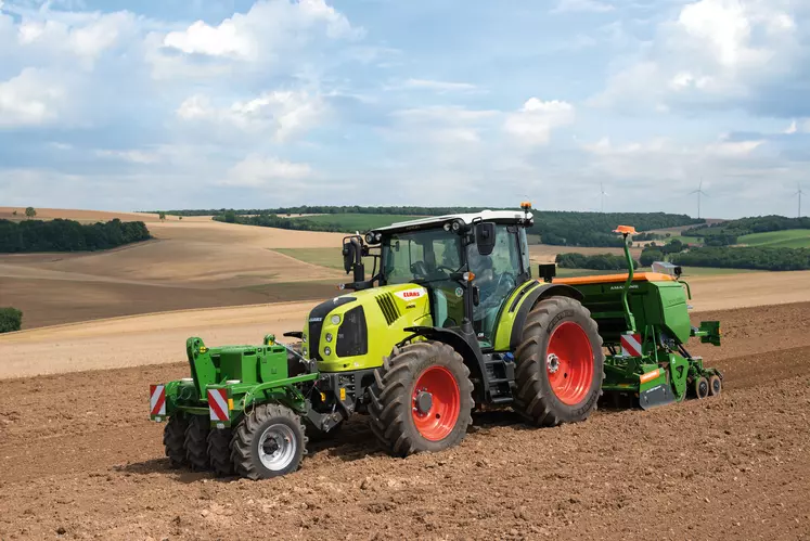 Claas Arion 400 Réussir machinisme