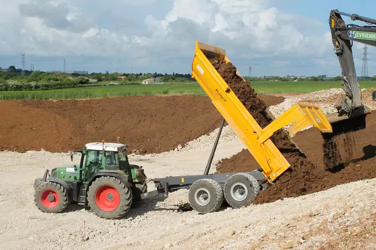 Benne TP Brochard Constructeur - rachat Fliegl