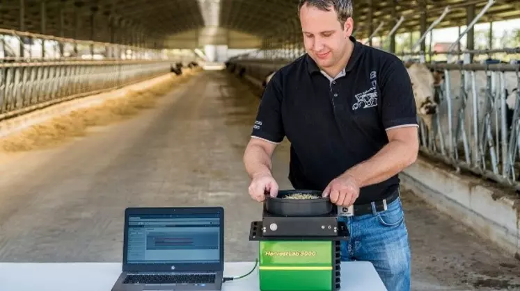 Capteur NIR Réussir machinisme John Deere