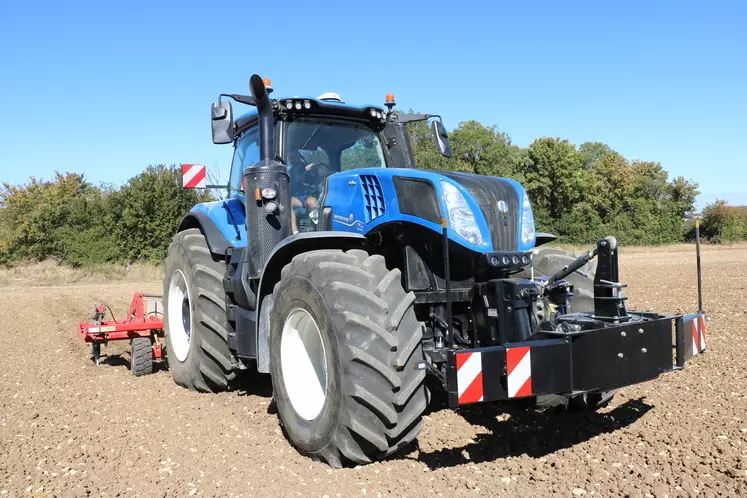 Essai New Holland T8.380 AutoCommand Réussir Machinisme