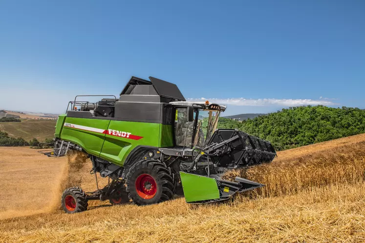 Fendt Moissonneuse-batteuse 5275 C SL Réussir machinisme