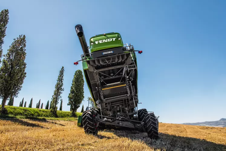 Fendt Moissonneuse-batteuse 5275 C SL Réussir machinisme