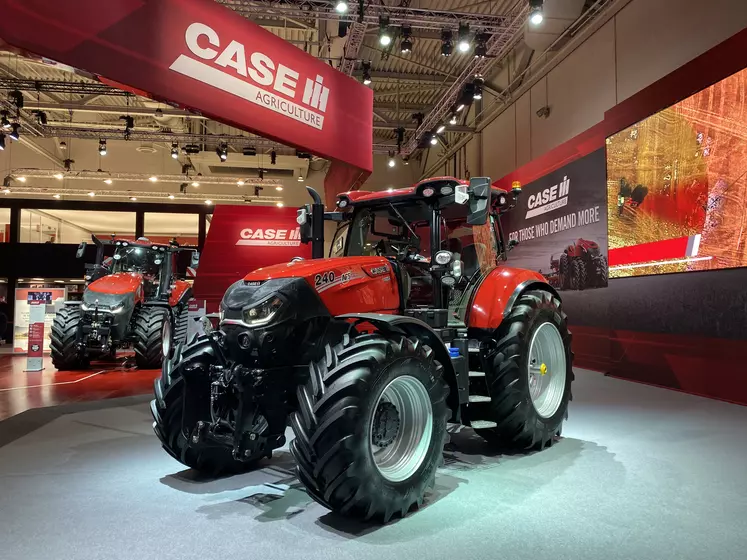 Case IH Puma 240 Stage V avec nouveau capot - Agritechnica 2019