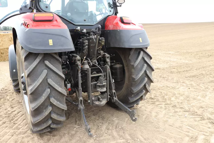 Case IH Vestrum - relevage arrière