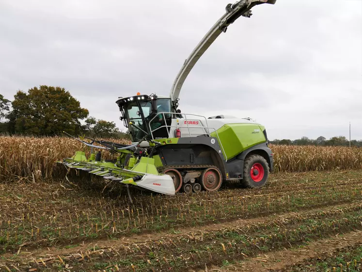 Ensileuse Claas Jaguar 990 Terra Trac Réussir Machinisme