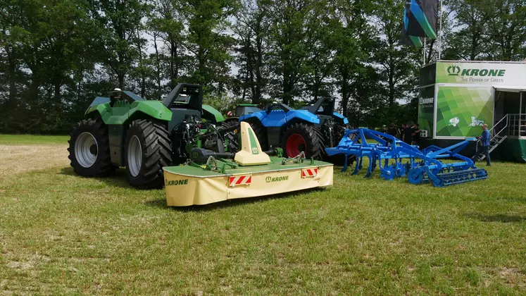 Fruit d'une collaboration entre Lemken et Krone, le programme Combined Powers a abouti au tracteur autonome VTE.