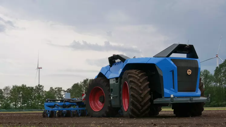 Krone et Lemken ont développé un tracteur autonome.