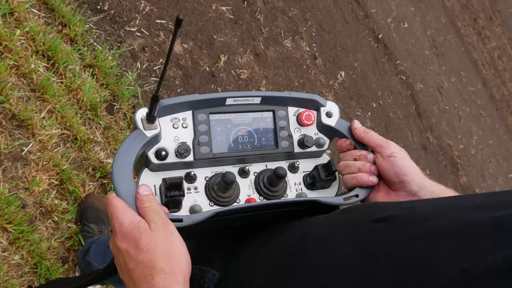 La télécommande permet de piloter au besoin le VTE.