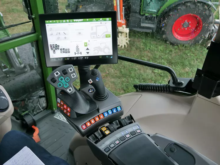 Tracteur Fendt 200 Vario Réussir Machinisme