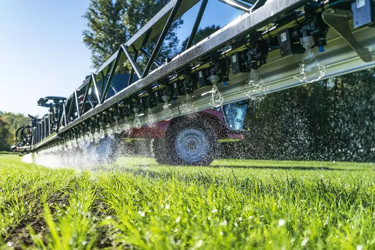 Buses à pulsation de la fonctionnalité PrecisionSpray