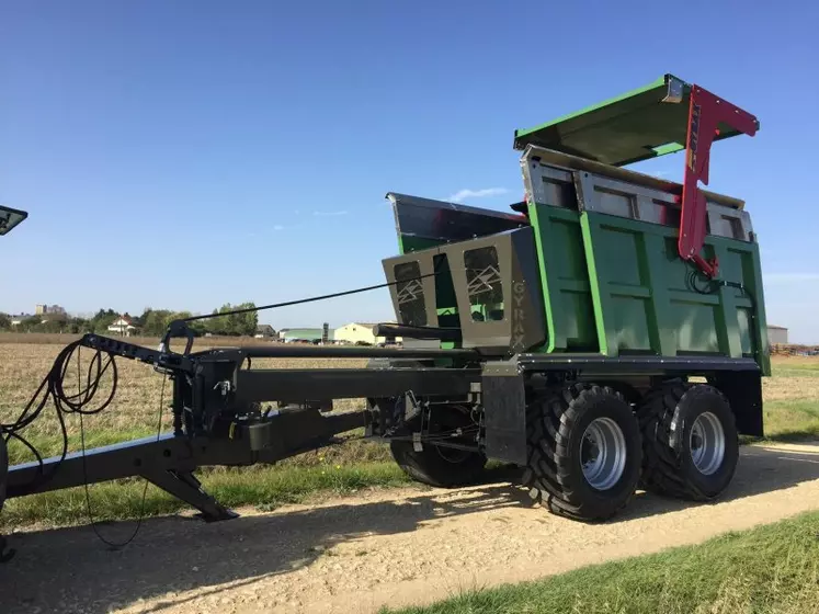 Benne à caisse télescopique Gyrax BMXXL200 à vidange à plat